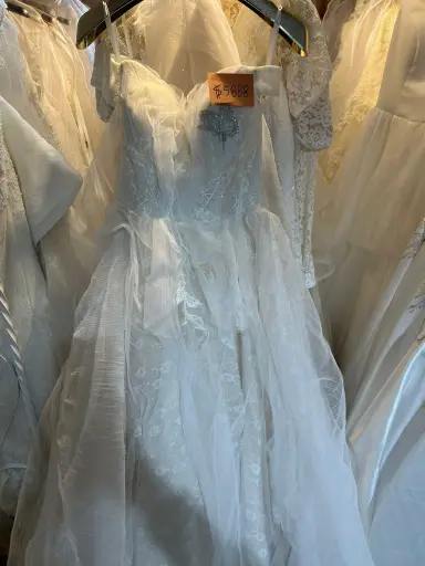 雪絨蕾絲無肩婚紗